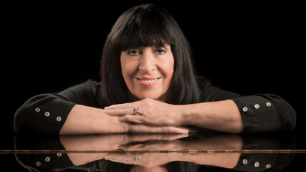 Angela Brownridge (piano)