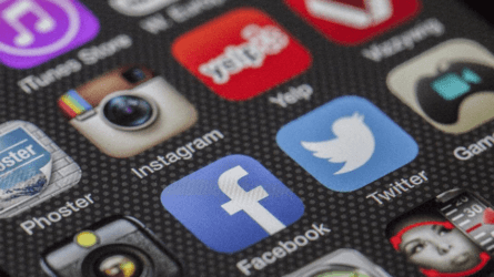 A conversation: are social media compatible with Humanist ideals?
