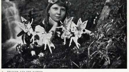 The Cottingley Fairies: 100 Years of the Fairy Photographs.