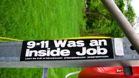 Thinking on Sunday: Secrets and Lies – The Psychology of Conspiracy Theories