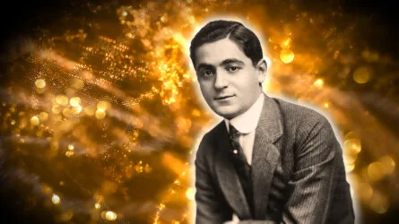 Unwrapping Irving Berlin’s <i>White Christmas</i>