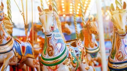 The Operatic Showstopper: <em>You’ll Never Walk Alone</em>