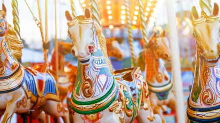 The Operatic Showstopper: <em>You’ll Never Walk Alone</em>